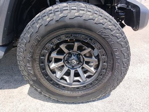 Used 2021 Jeep Gladiator Mojave AWD/4WD image 16
