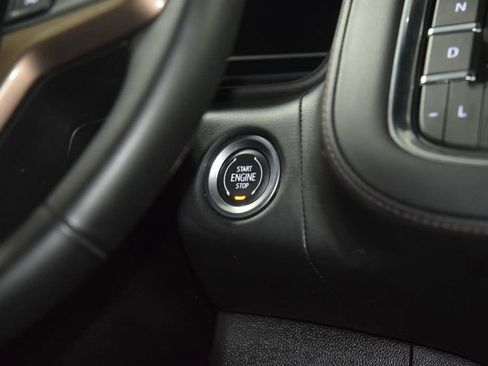 Used 2024 Chevrolet Tahoe High Country AWD/4WD image 33