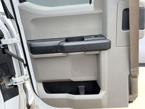 Used 2017 Ford F150 XL w/ XL Power Equipment Group AWD/4WD image 22