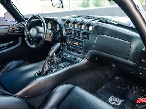 Used 1996 Dodge Viper GTS RWD image 22