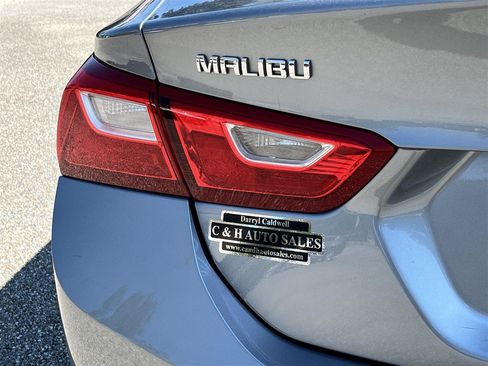 Used 2024 Chevrolet Malibu LT FWD image 9