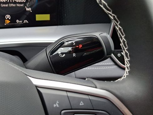 New 2025 Volkswagen Tiguan SE AWD/4WD image 17