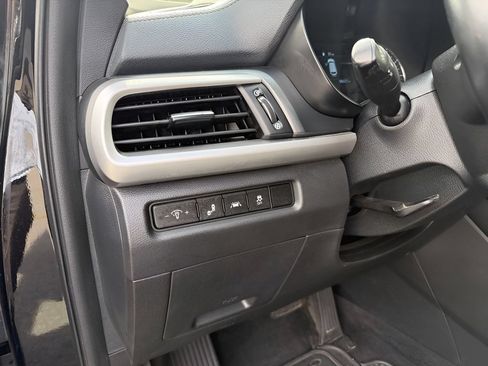 Used 2020 Kia Telluride S AWD/4WD image 23
