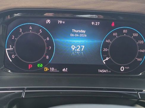Used 2025 Volkswagen Atlas SE AWD/4WD image 26