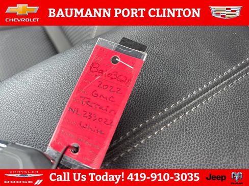 Used 2022 GMC Terrain SLE w/ Driver Convenience Package AWD/4WD image 31
