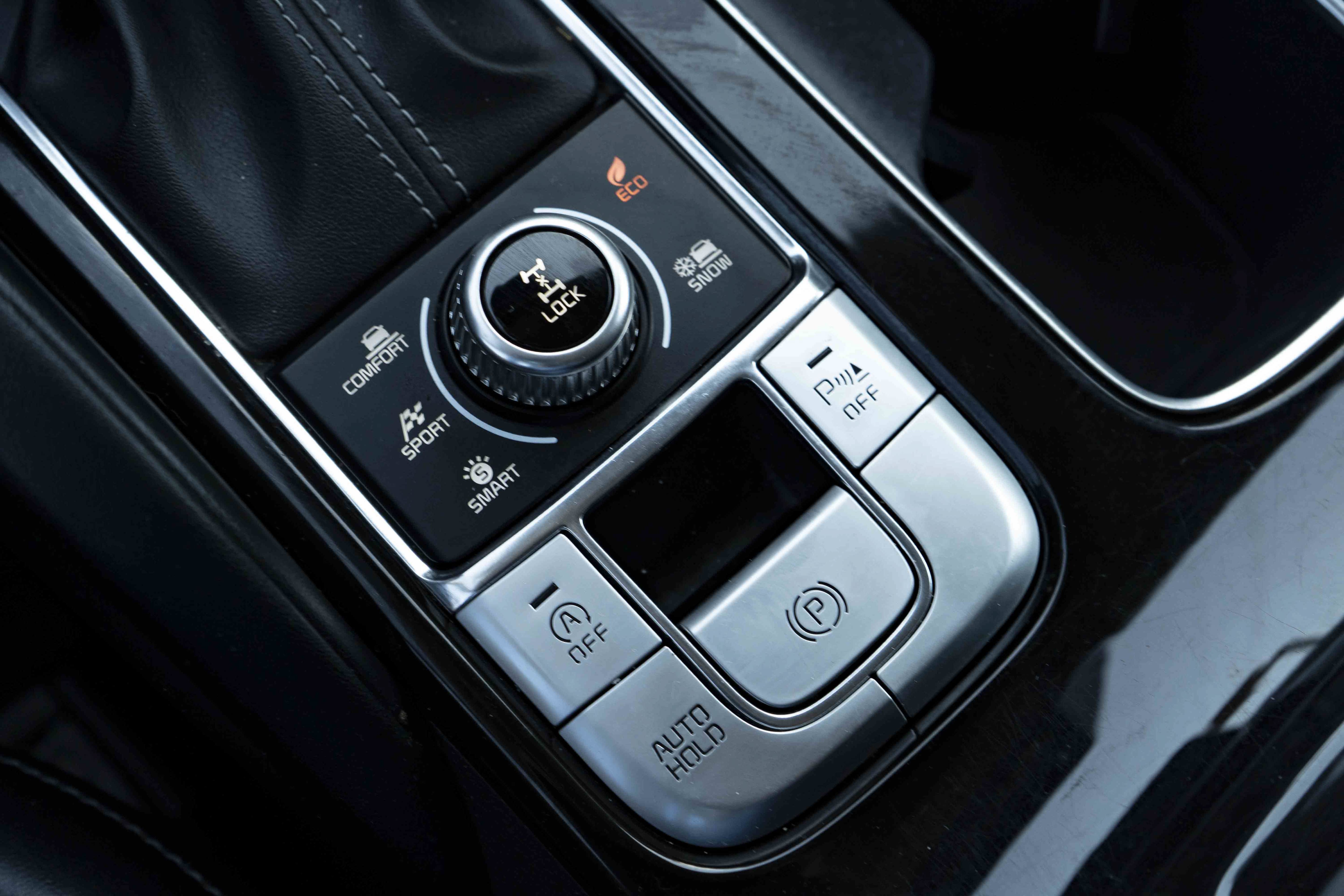 Used 2022 Kia Telluride LX AWD/4WD image 29