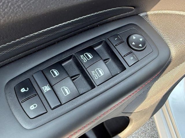 Used 2024 Dodge Durango GT AWD/4WD image 24