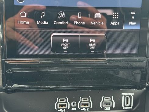 New 2026 RAM 1500 Laramie AWD/4WD image 34