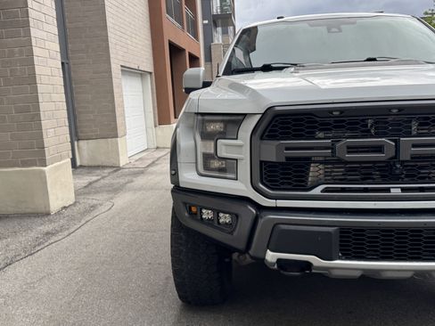 Used 2017 Ford F150 Raptor w/ Equipment Group 802A Luxury AWD/4WD image 10