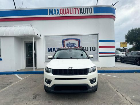 Used 2018 Jeep Compass Latitude w/ Popular Equipment Group AWD/4WD image 6