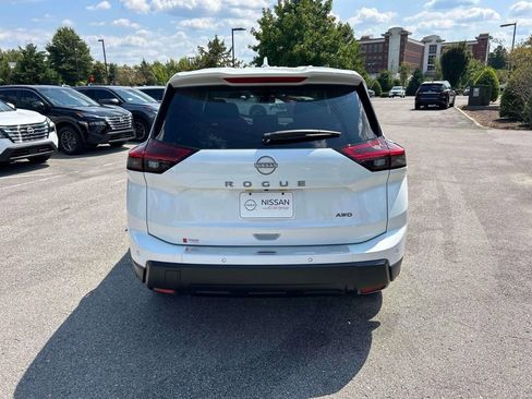New 2026 Nissan Rogue SV AWD/4WD image 6