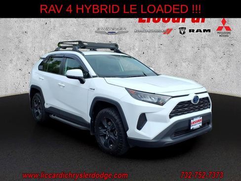Used 2019 Toyota RAV4 LE w/ Carpet Mat Package AWD/4WD image 1