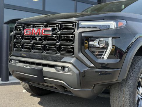Used 2024 GMC Canyon Elevation w/ Convenience Package image 5