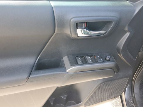 Used 2023 Toyota Tacoma SR5 image 22