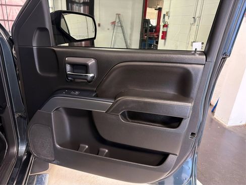 Used 2018 Chevrolet Silverado 1500 LT w/ LT Eassist Package image 25