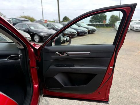 Used 2019 MAZDA CX-5 Touring image 40