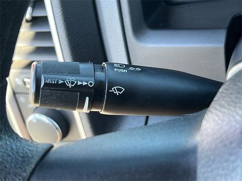 Used 2017 RAM 1500 Classic SLT image 31