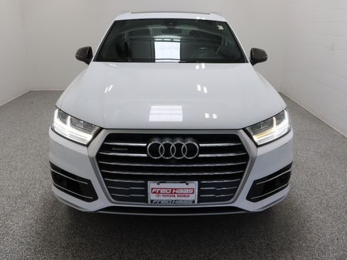 Used 2017 Audi Q7 3.0T Prestige w/ Prestige Package AWD/4WD image 3
