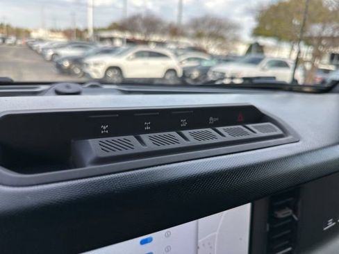 Used 2021 Ford Bronco Outer Banks w/ Sasquatch Package image 19