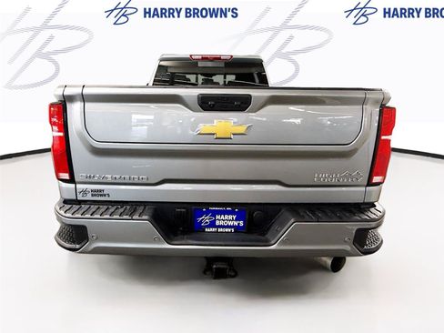 Used 2025 Chevrolet Silverado 3500 High Country AWD/4WD image 31