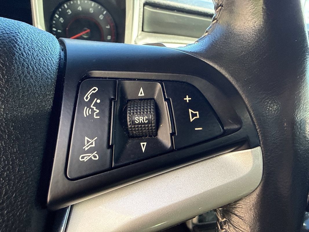 Used 2015 Chevrolet Camaro SS RWD image 27
