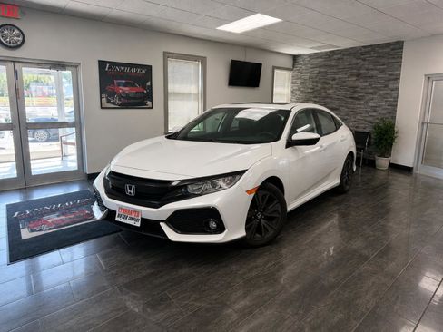 Used 2017 Honda Civic EX image 3