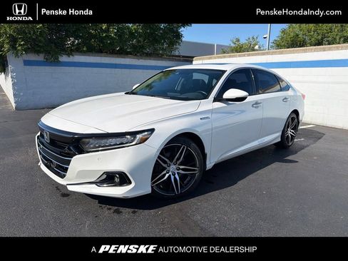 Certified 2022 Honda Accord Touring image 1
