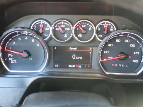 Used 2021 Chevrolet Silverado 1500 LT Trail Boss w/ Convenience Package II image 10