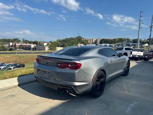 Used 2023 Chevrolet Camaro LT w/ Technology Package RWD image 5