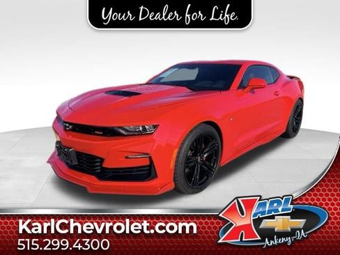 Used 2020 Chevrolet Camaro SS RWD image 1