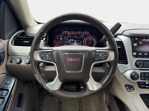 Used 2015 GMC Yukon XL SLT w/ Open Road Package AWD/4WD image 21