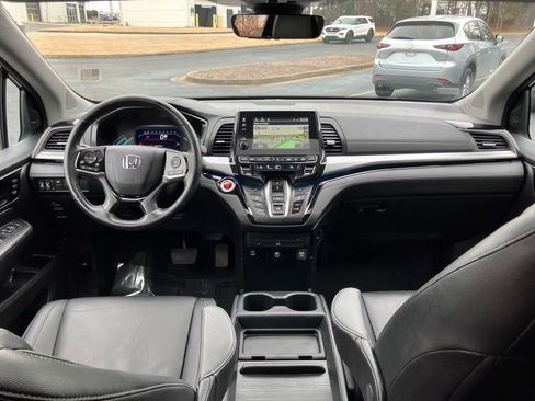 Certified 2024 Honda Odyssey Touring image 32