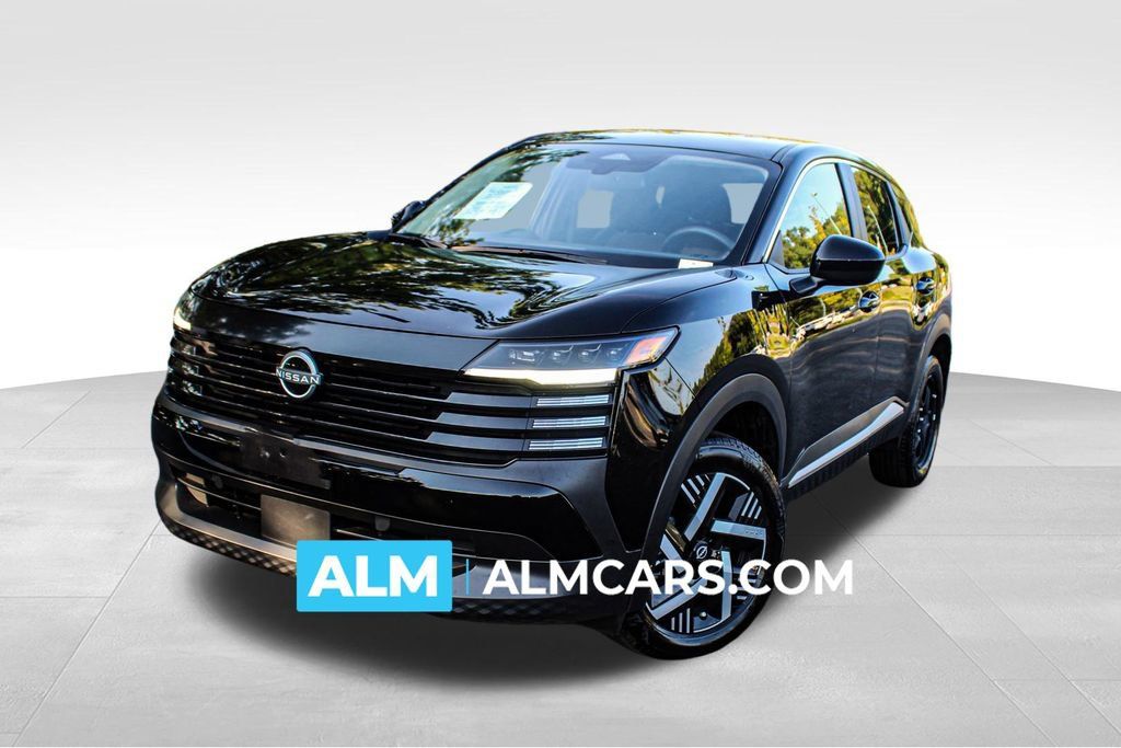 Used 2025 Nissan Kicks SV FWD image 1