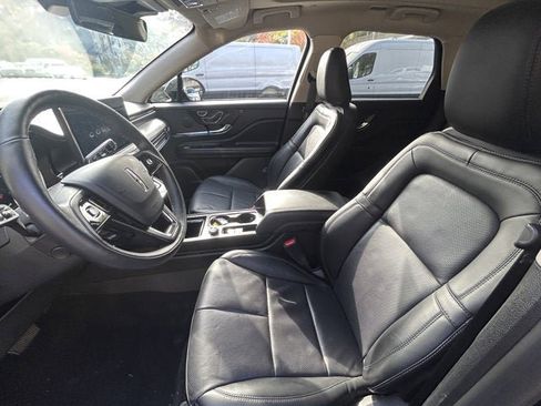 Used 2023 Lincoln Corsair Reserve w/ Equipment Group 201A image 12