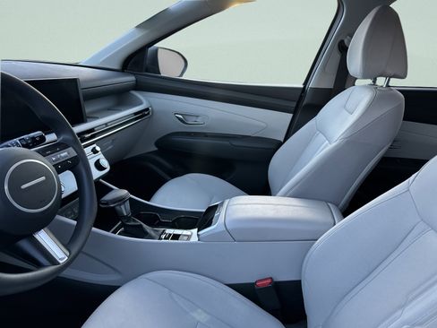 Used 2025 Hyundai Tucson SEL image 11