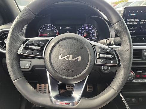 Used 2024 Kia Forte GT-Line w/ GT-Line Premium Package image 14