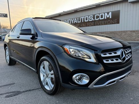 Used 2020 Mercedes-Benz GLA 250 GLA 250 4MATIC SUV w/ Premium Package image 7