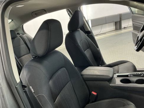 Used 2025 Nissan Altima 2.5 S image 19