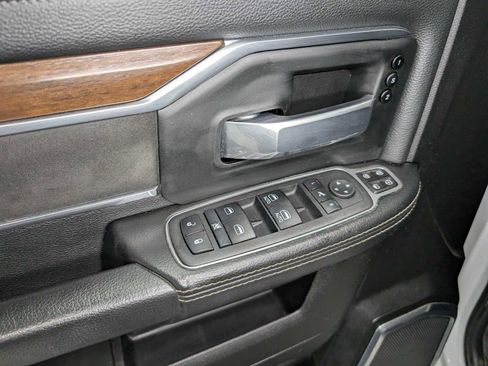 Used 2024 RAM 2500 Laramie w/ Safety Group AWD/4WD image 39