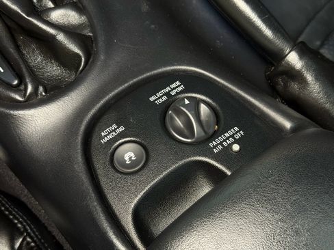 Used 2004 Chevrolet Corvette Convertible w/ Preferred Equipment Group image 29