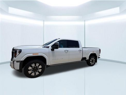 Used 2024 GMC Sierra 3500 Denali w/ Denali Reserve Package AWD/4WD image 9