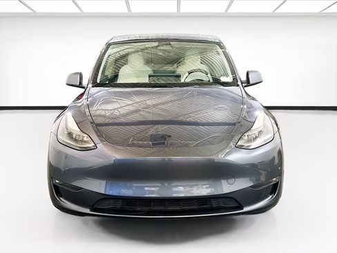 Used 2022 Tesla Model Y Performance AWD/4WD image 2