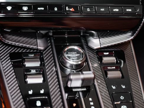 New 2026 Aston Martin Vanquish Convertible image 32