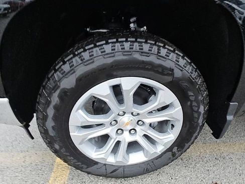 Used 2026 Chevrolet Silverado 1500 LTZ AWD/4WD image 5