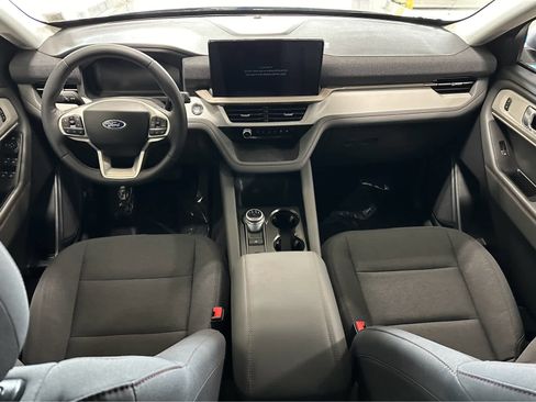 New 2026 Ford Explorer Active AWD/4WD image 11