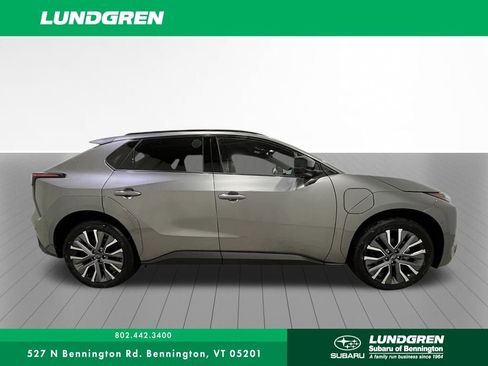 New 2026 Subaru Solterra image 9