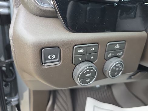 New 2026 Chevrolet Silverado 1500 LT Trail Boss w/ Convenience Package II AWD/4WD image 21
