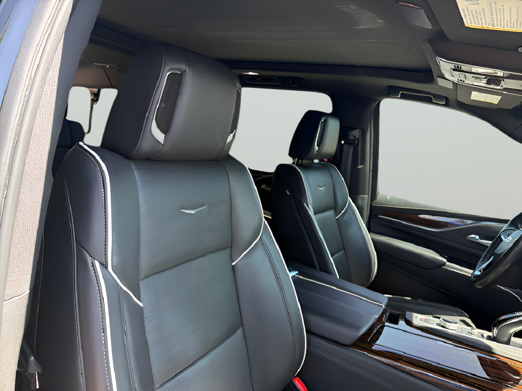 Used 2022 Cadillac Escalade ESV Premium Luxury AWD/4WD image 39