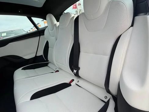 Used 2024 Tesla Model S Plaid AWD/4WD image 11