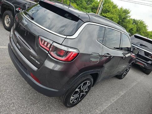 Used 2022 Jeep Compass Limited AWD/4WD image 4